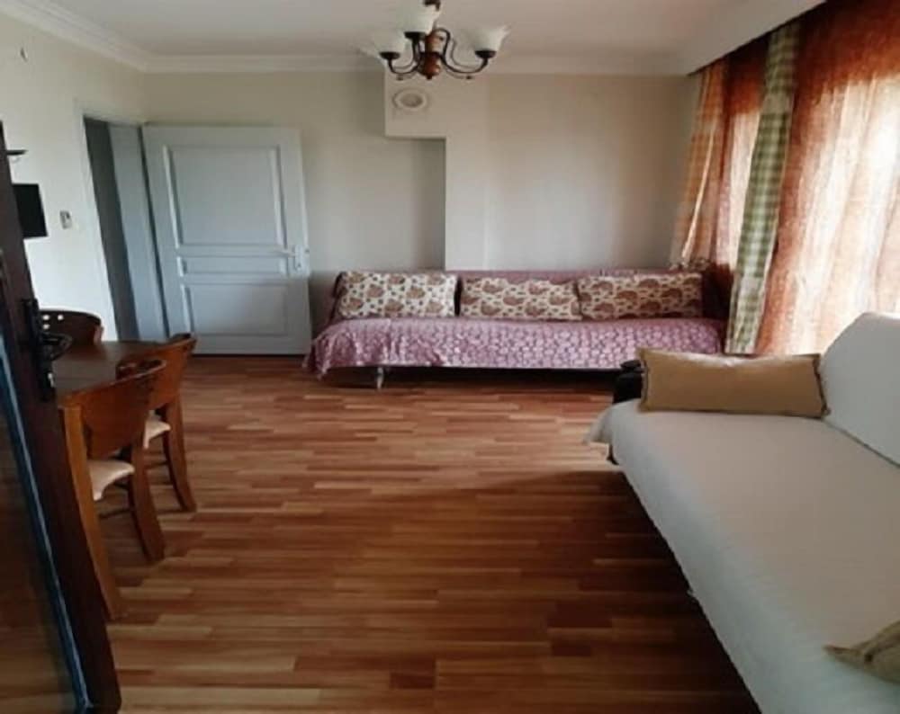 Moonhouse Apartments view 4