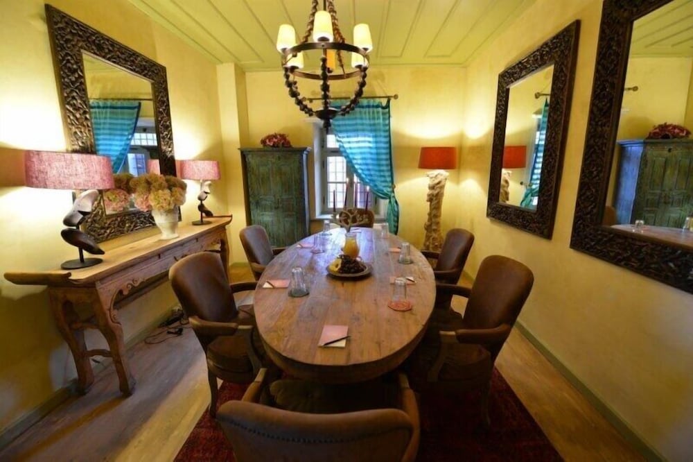 Marge Otel - Image 27