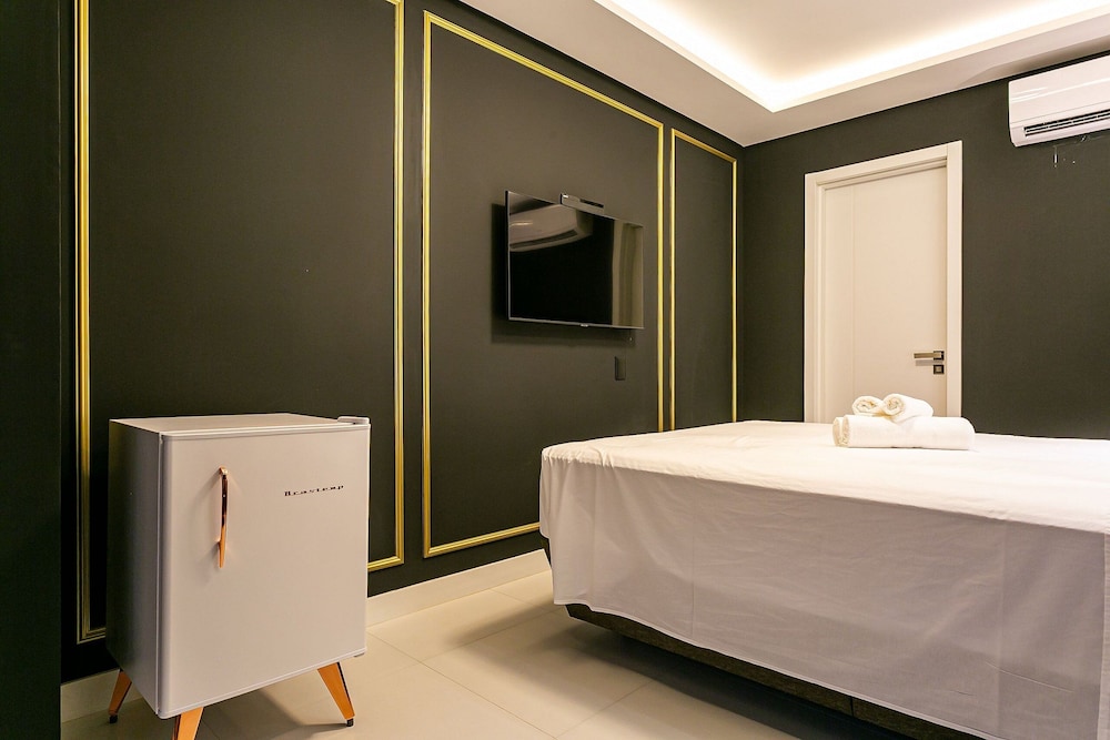 Modern duplex w/jacuzzi 240m beach JRR410