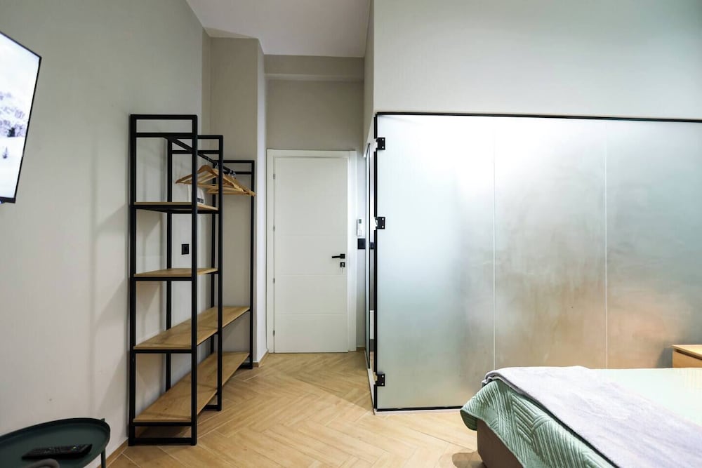 Grandstay Central 103