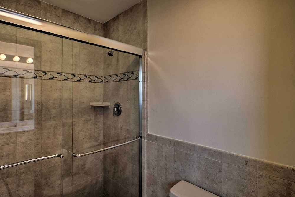 Palm Beach Retreat w/ Pool: 1 Mi to PGA Golf - Property Image 13