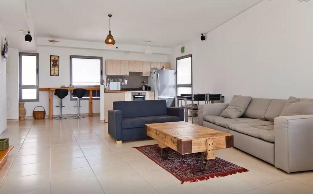 Sea Suites Apartments