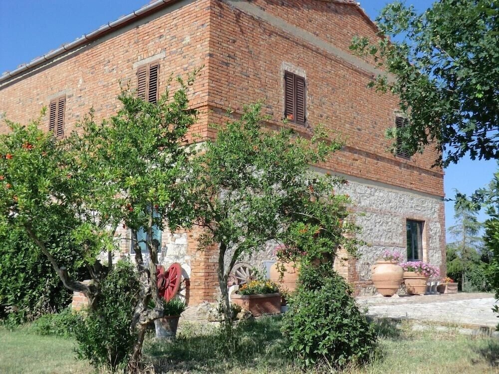 Azienda Agricola Podernuovo view 5
