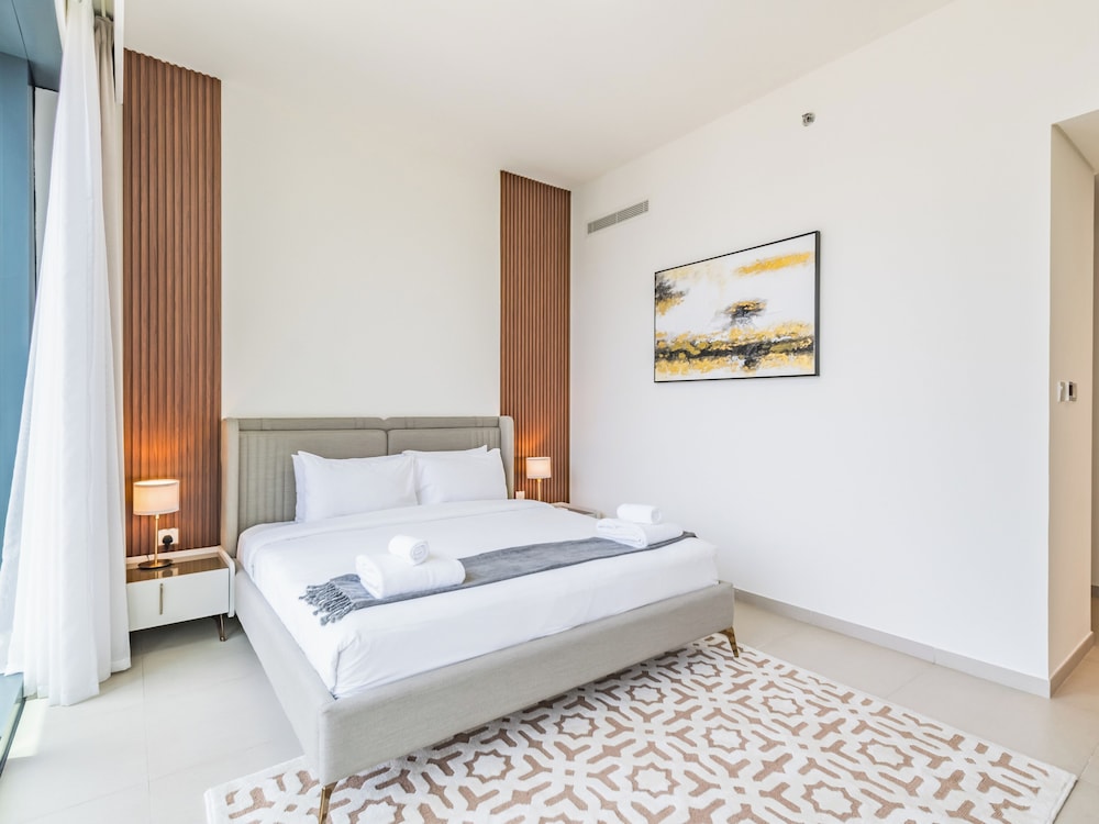 BLVD Heights Residences - Downtown