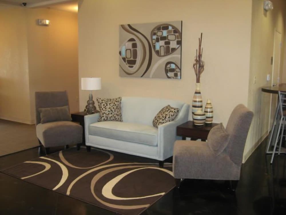Ambassador Inn  Suites - Property Image 11