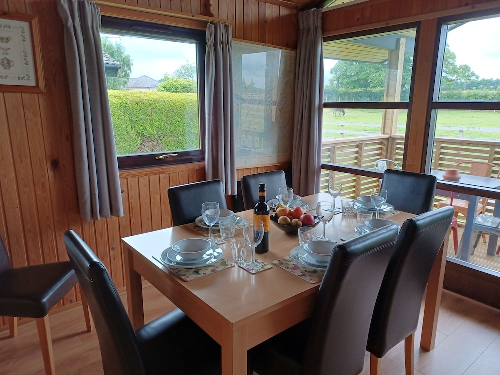 Green View Lodges