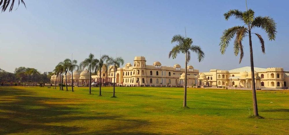 Kesarbagh Palace