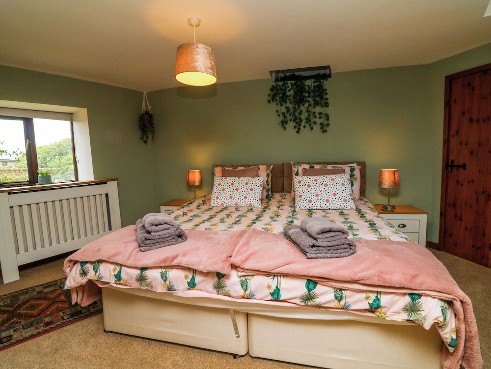 Horseshoe Cottage