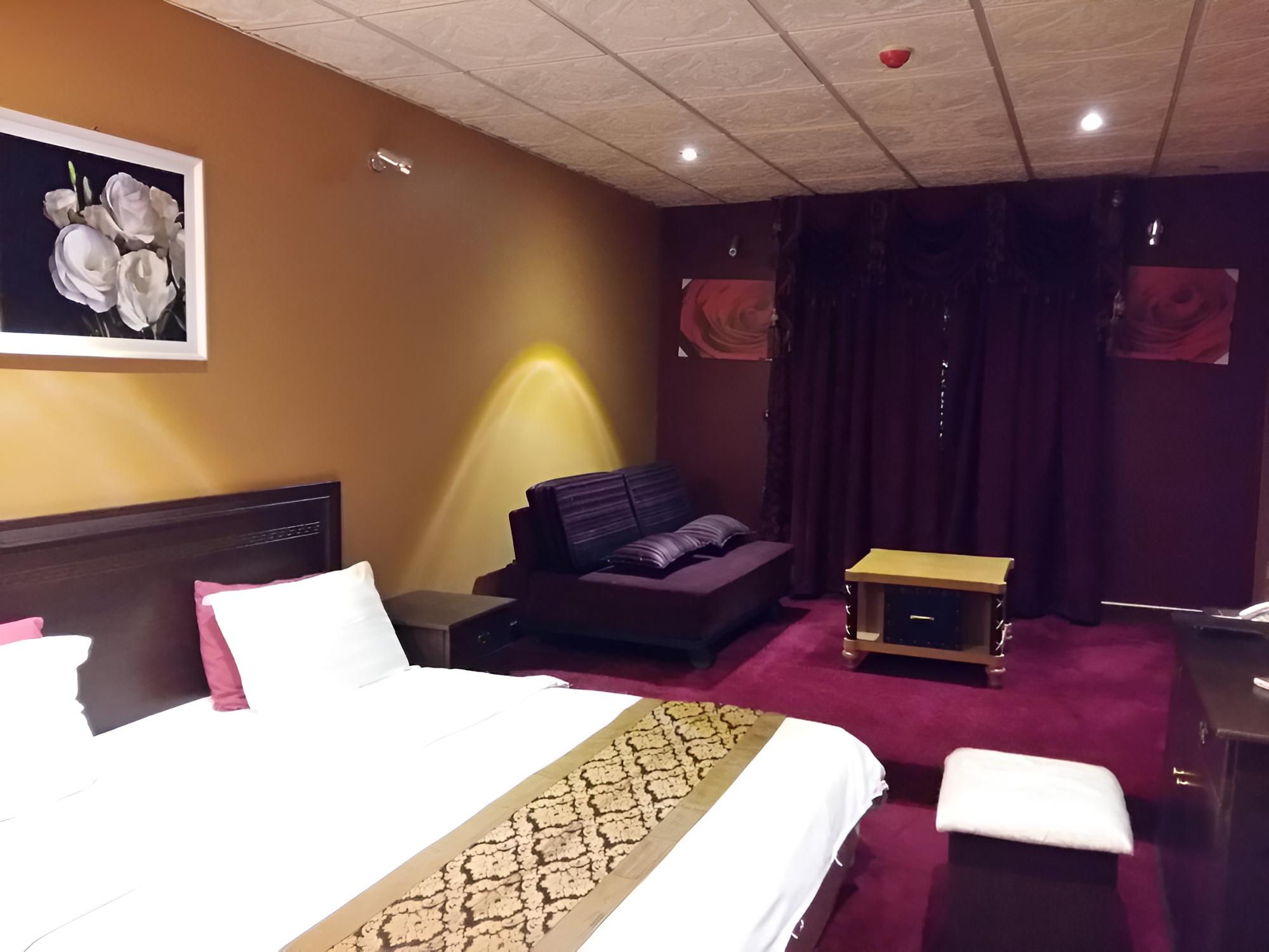 Alsaab Suites