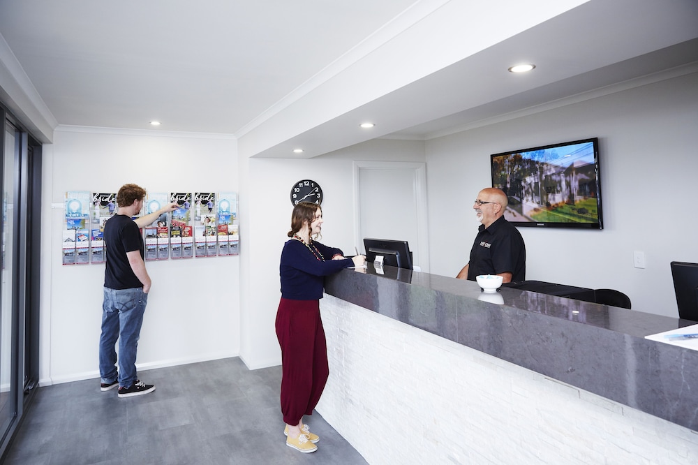Bendigo Vacations - National Hotel Complex and Bendigo Central Apartments - Property Image 2