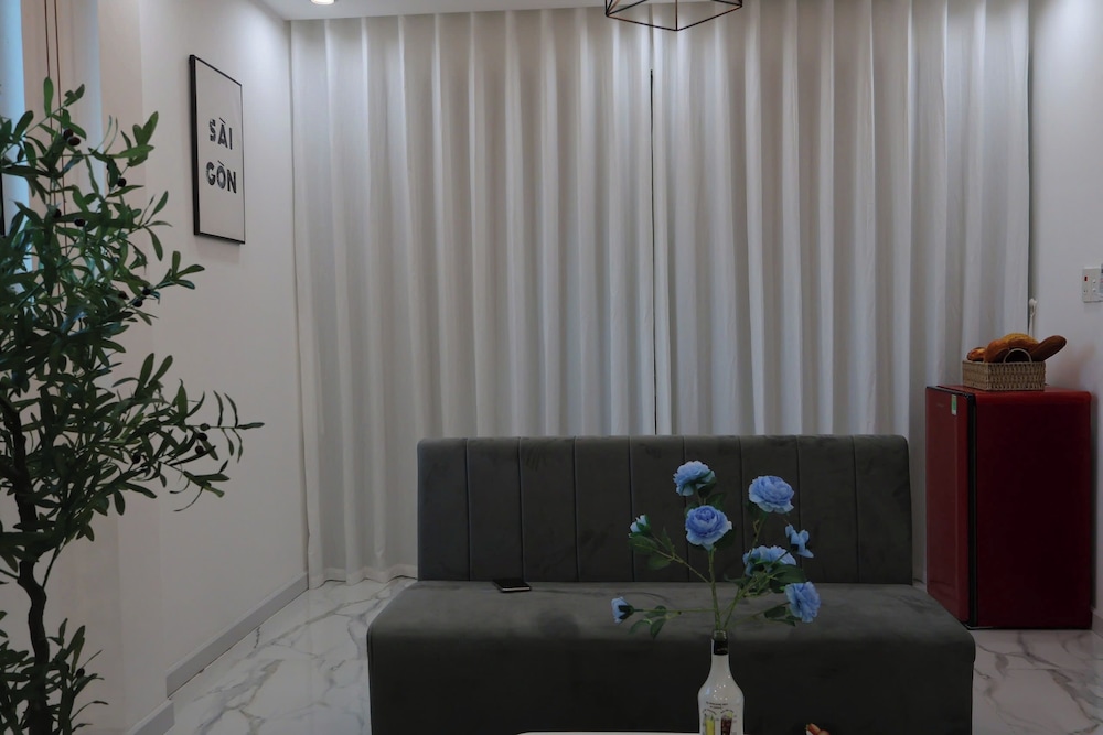 The Grand Diamond C Hotel