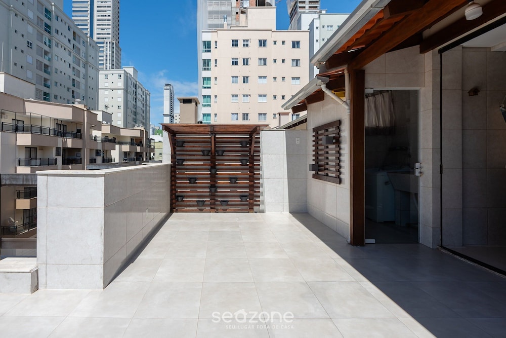 Apt w/ BBQ 80 m From the Beach Pat0402