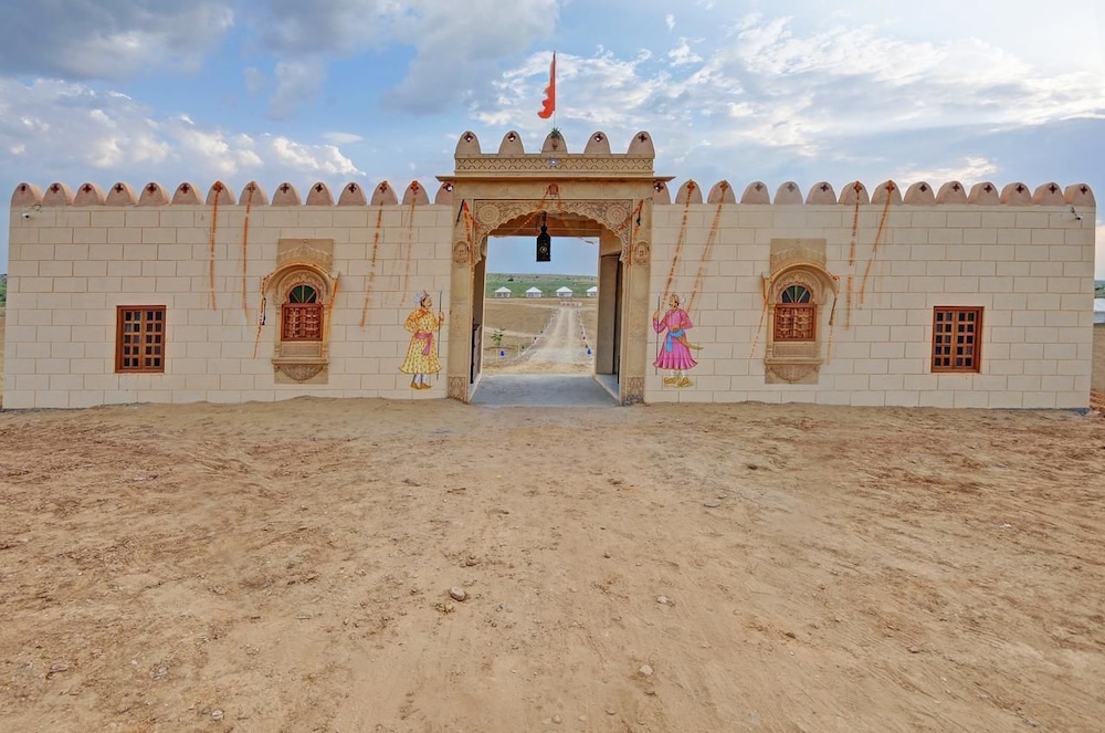 Om Desert Resort