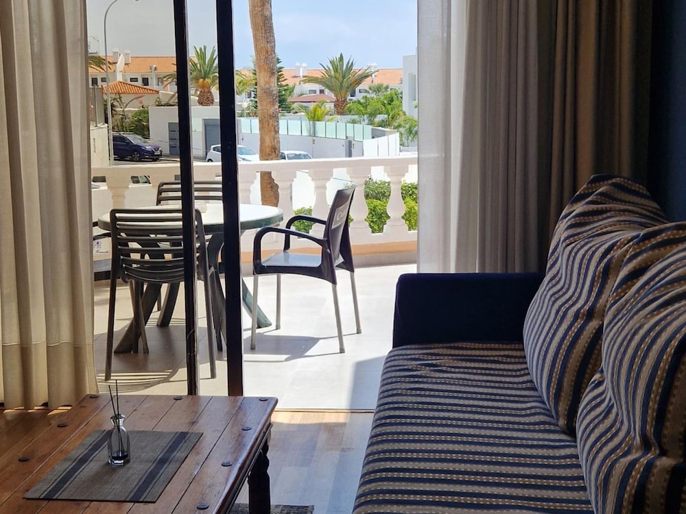 Paradise Court 1 BR Condo With Pool Costa Adeje