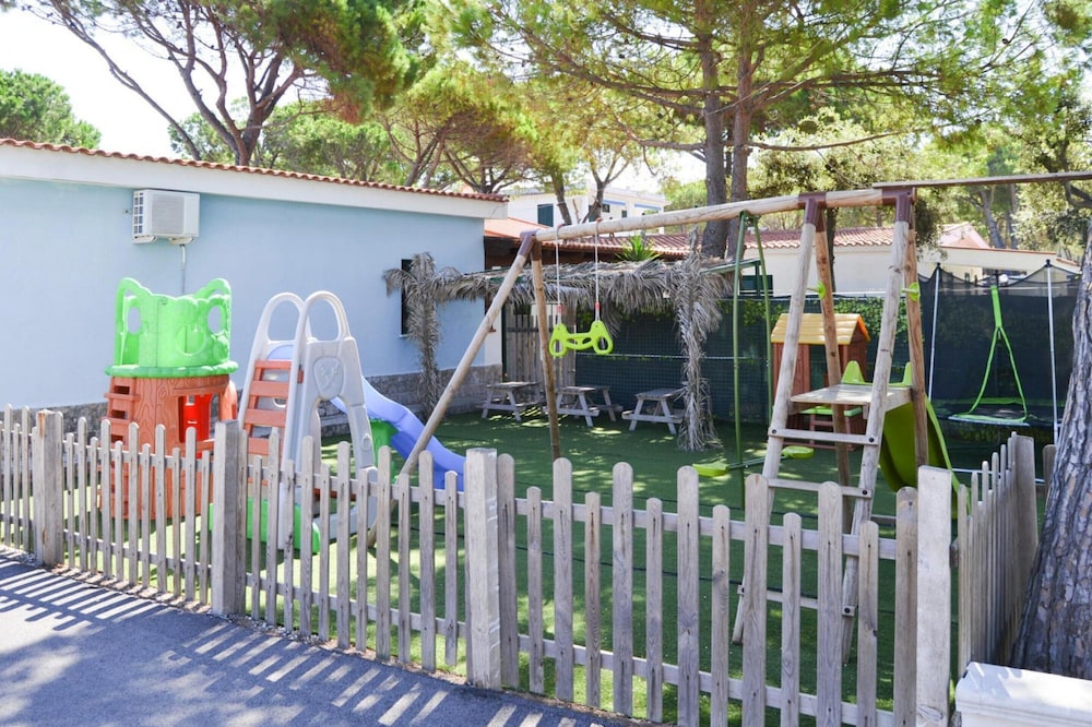 Bungalow in a Resort in Lido del Sole With Terrace photo 4