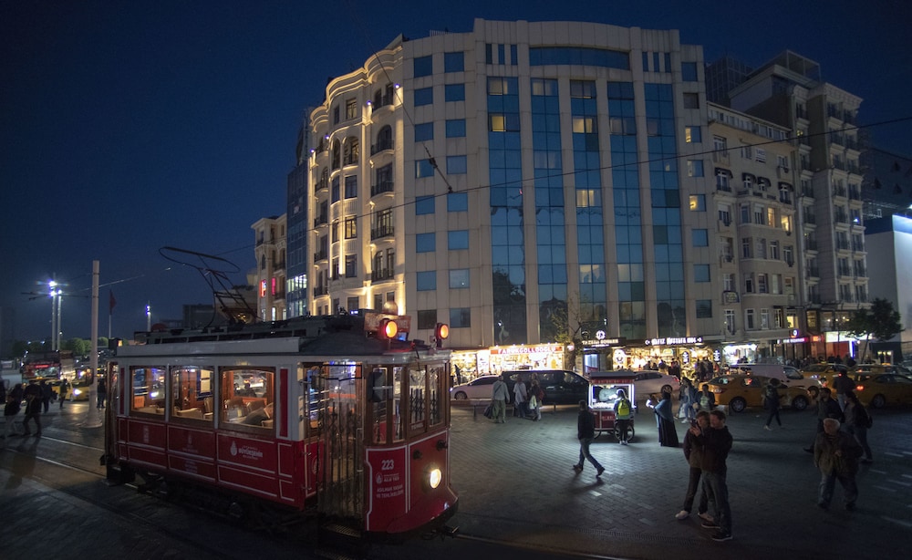 Taksim Square Otel - Image 10