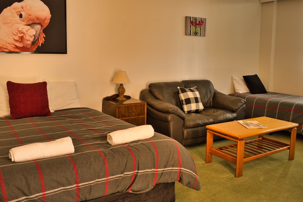 Cape Jervis Accommodation & Caravan Park