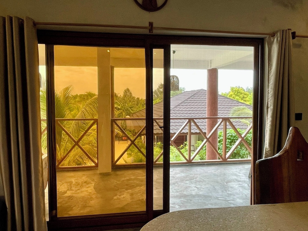 Baobab Bungalows