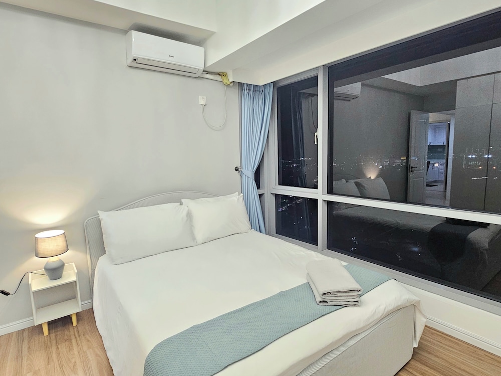 The Infinity view 5