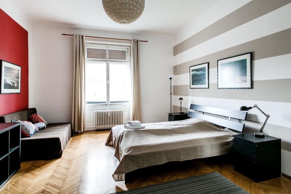 Revay 2 Apartment view 3