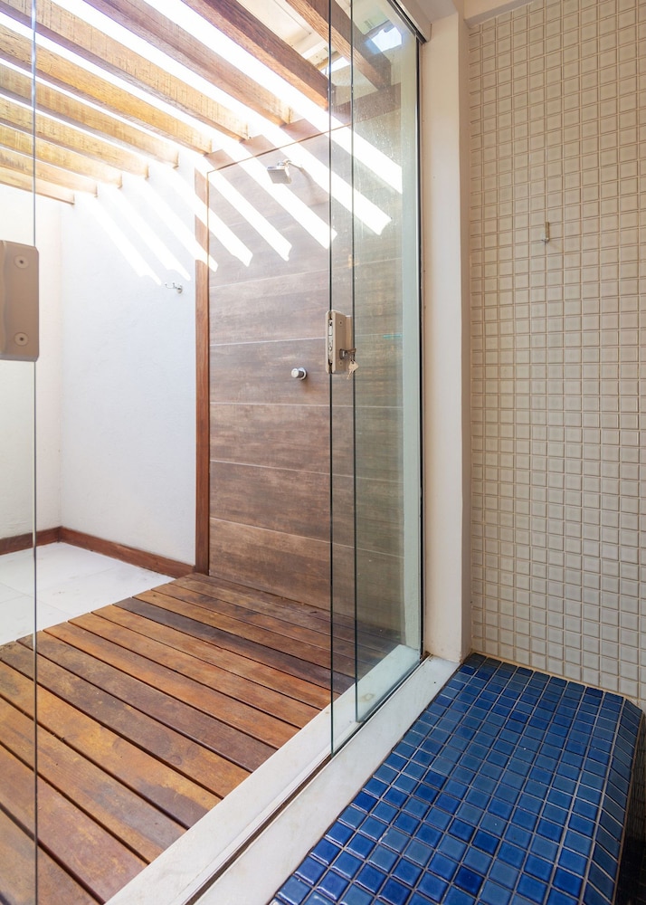 Bz76 casa 3 suítes e piscina privativa