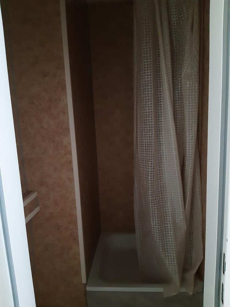2-Rent Group Hostel Apartments EVE74