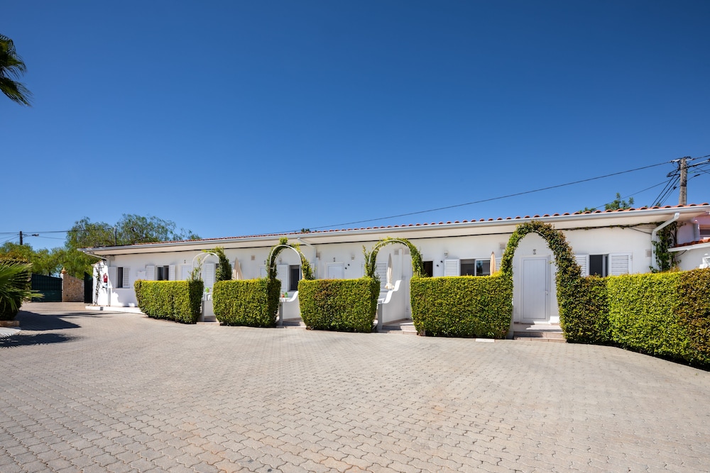 Hotel Flôr da Laranja, Albufeira - Image 1