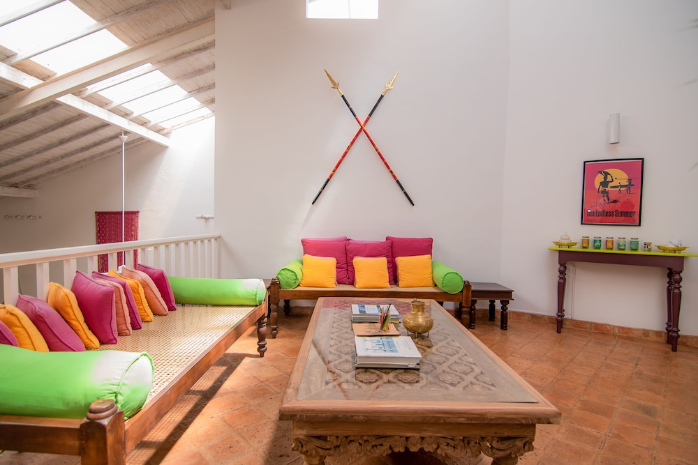 lounge