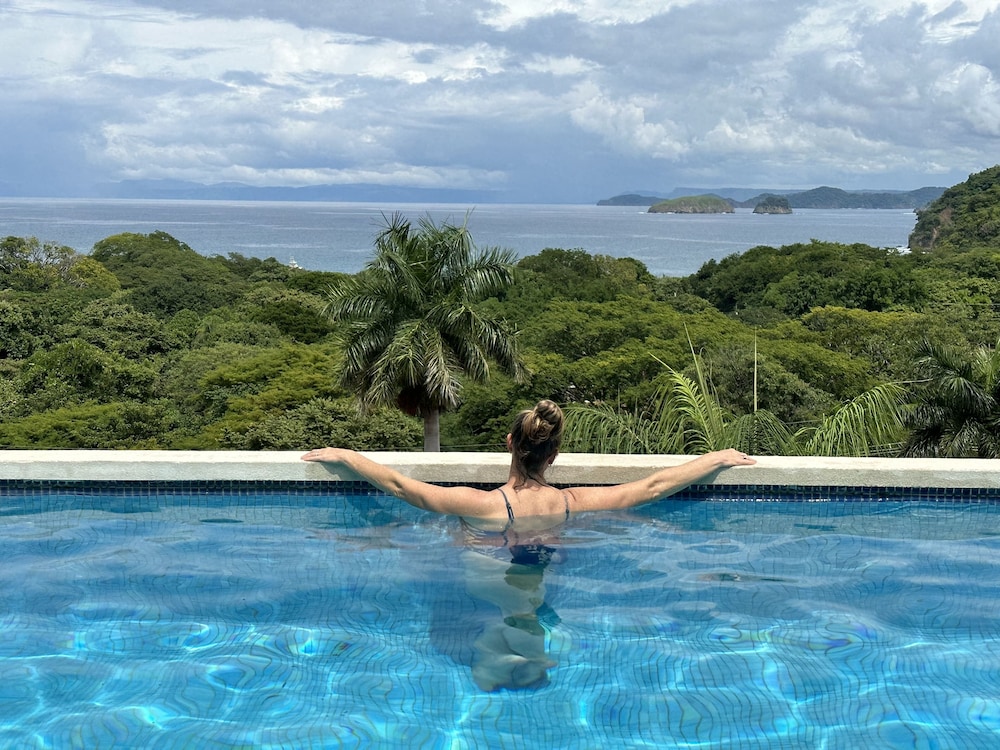 Hotel Pura Vista - Image 1