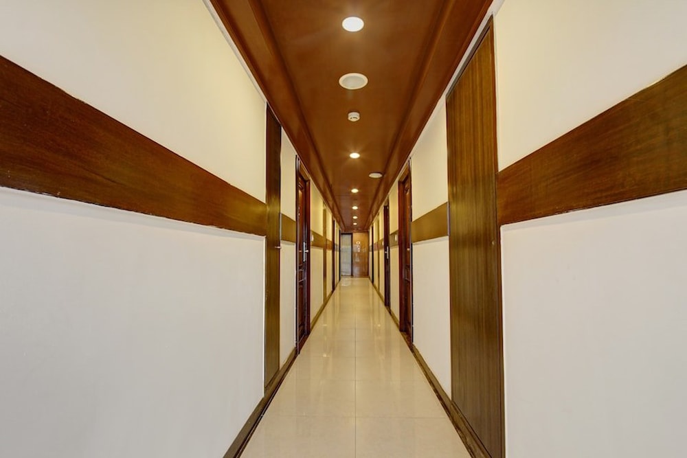 Cartier Biznotel