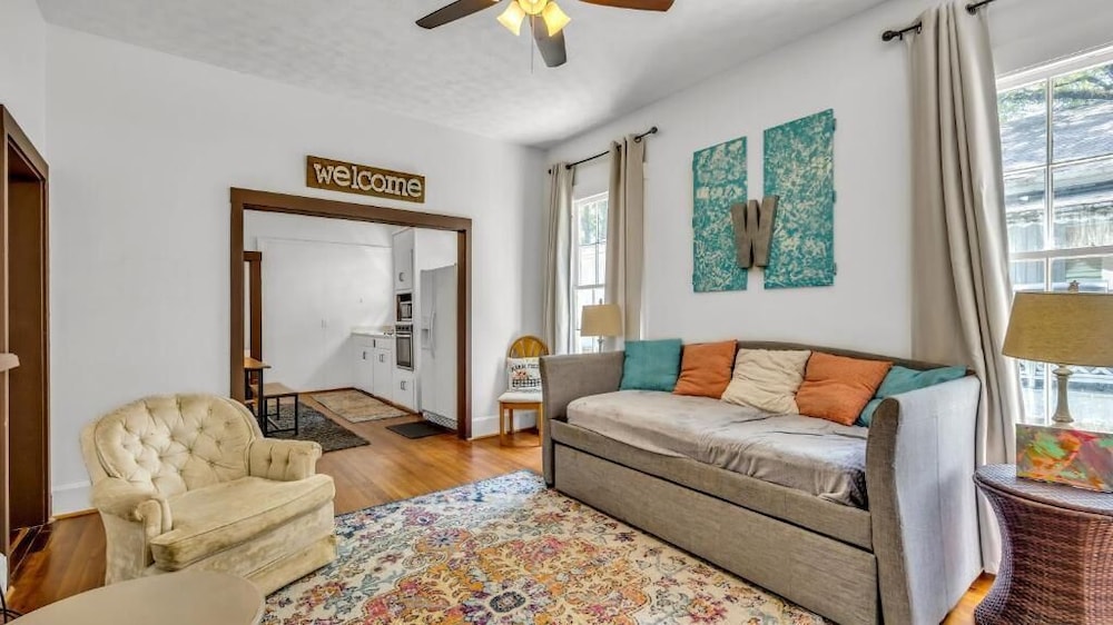 Charming Duplex in Historic District