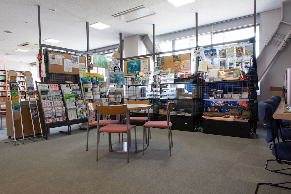 Shin-Osaka Youth Hostel