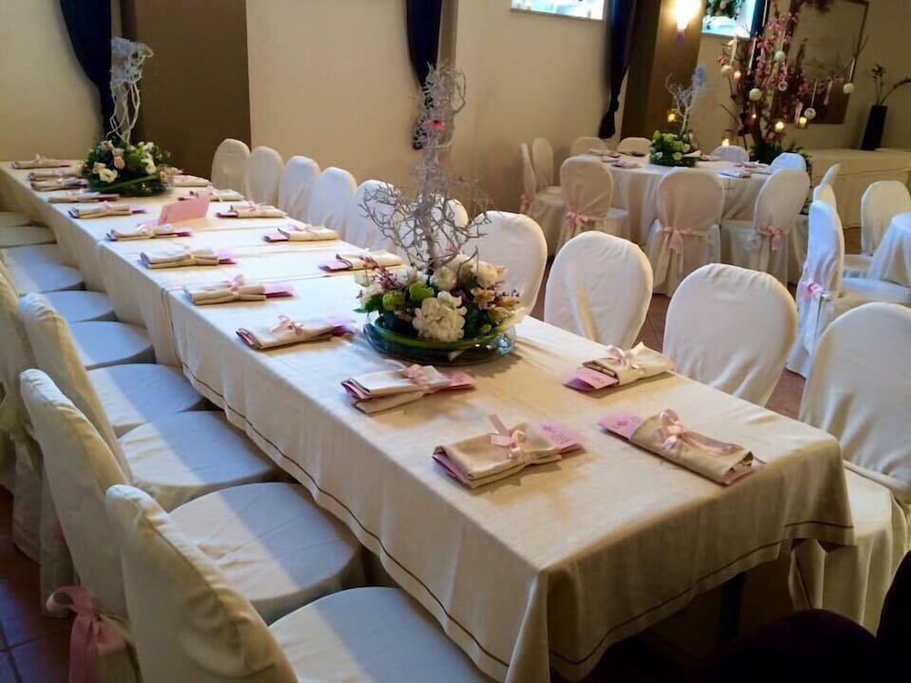 meeting & event spaces