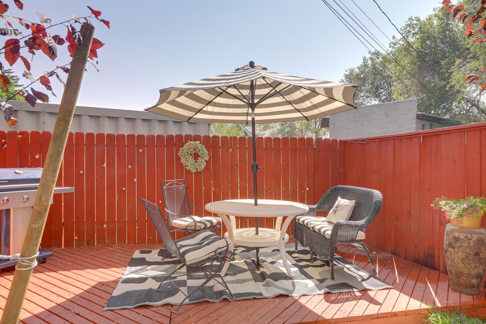 Reno Vacations - Cozy Reno Vacation Rental < 1 Mi to Midtown! - Property Image 4