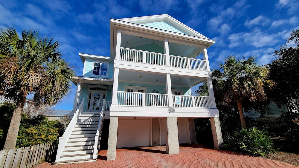 Mimi's Mermaid's & Memories by Tybee Vacation Rentals