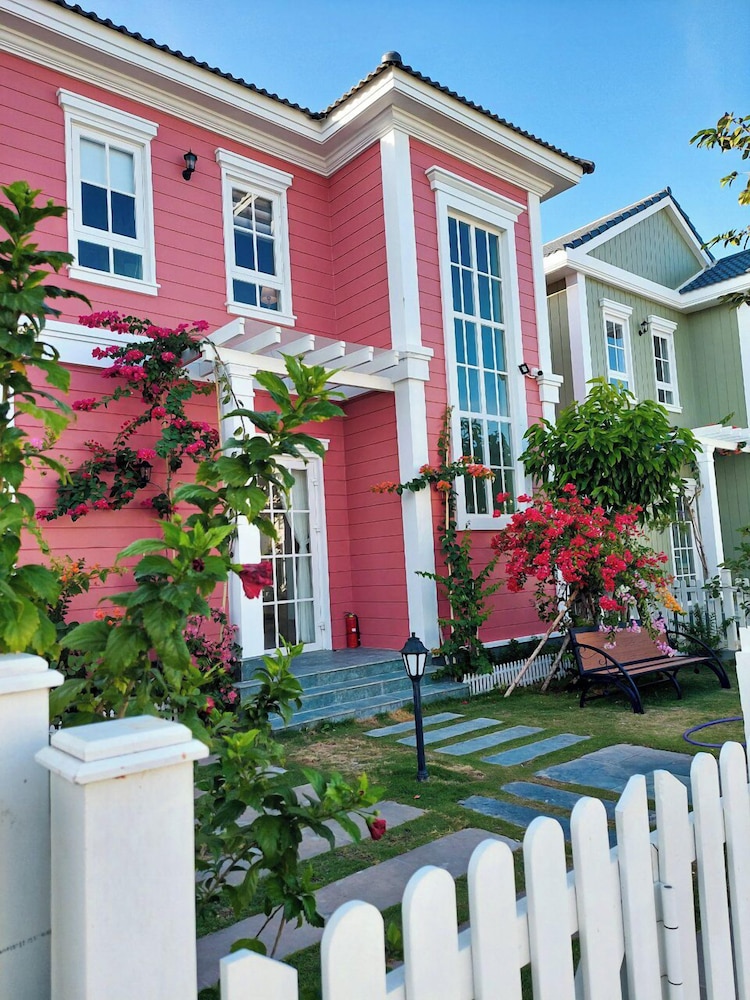 Carot Villa