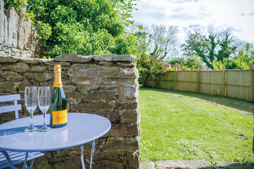 Soap Barn - 1 Bedroom Cottage - Manorbier