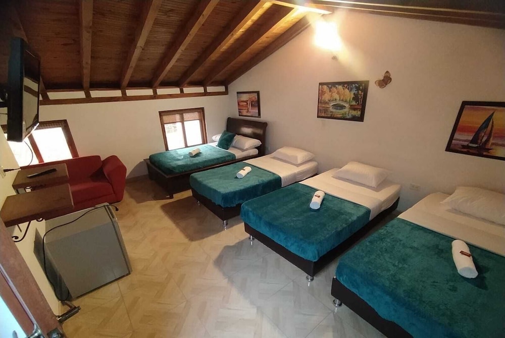 Hospedaje Casa Versalles