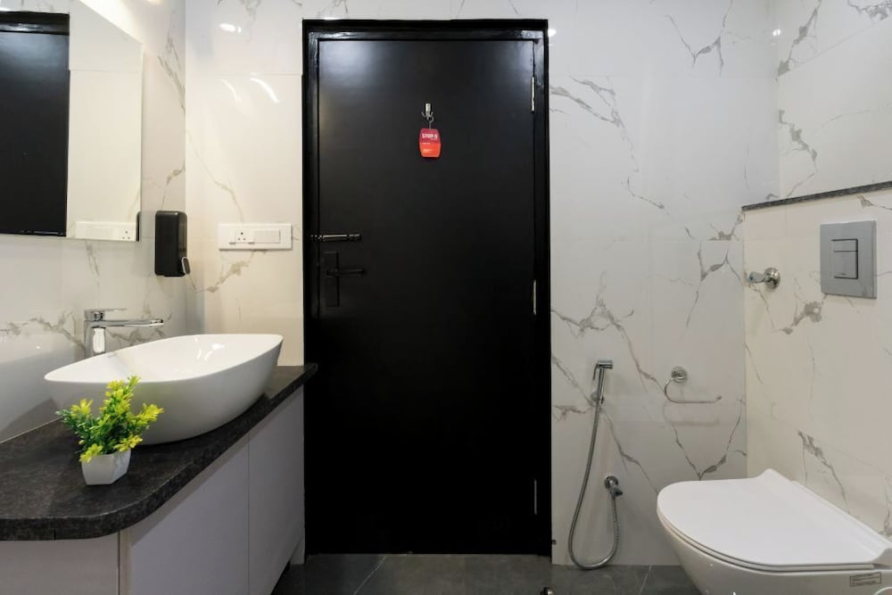 The Hosteller Jaipur, MI Road