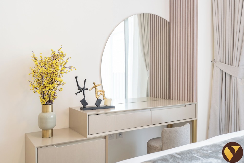 Vogue Rosewater Creek Beach Stylish 2BR