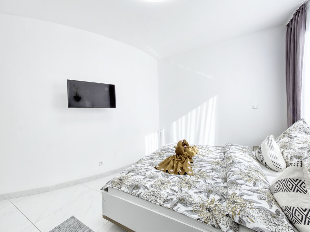 Amanda Hostel
