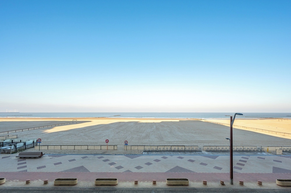 Apartment in Knokke-heist With Sea Views