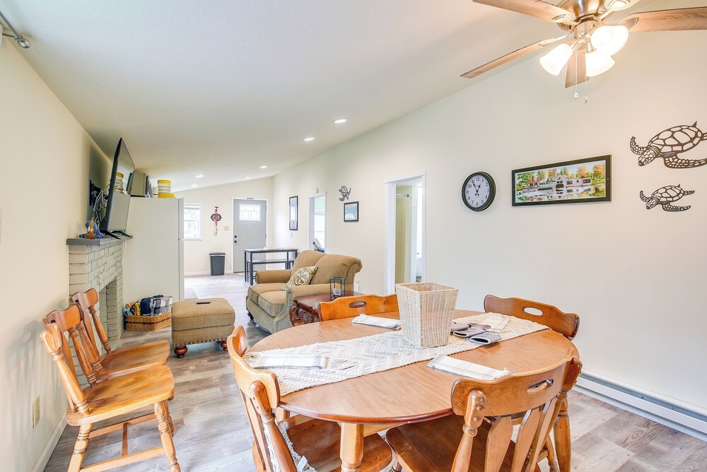 Grand Lake Cabin w/ Private Dock in St Marys!