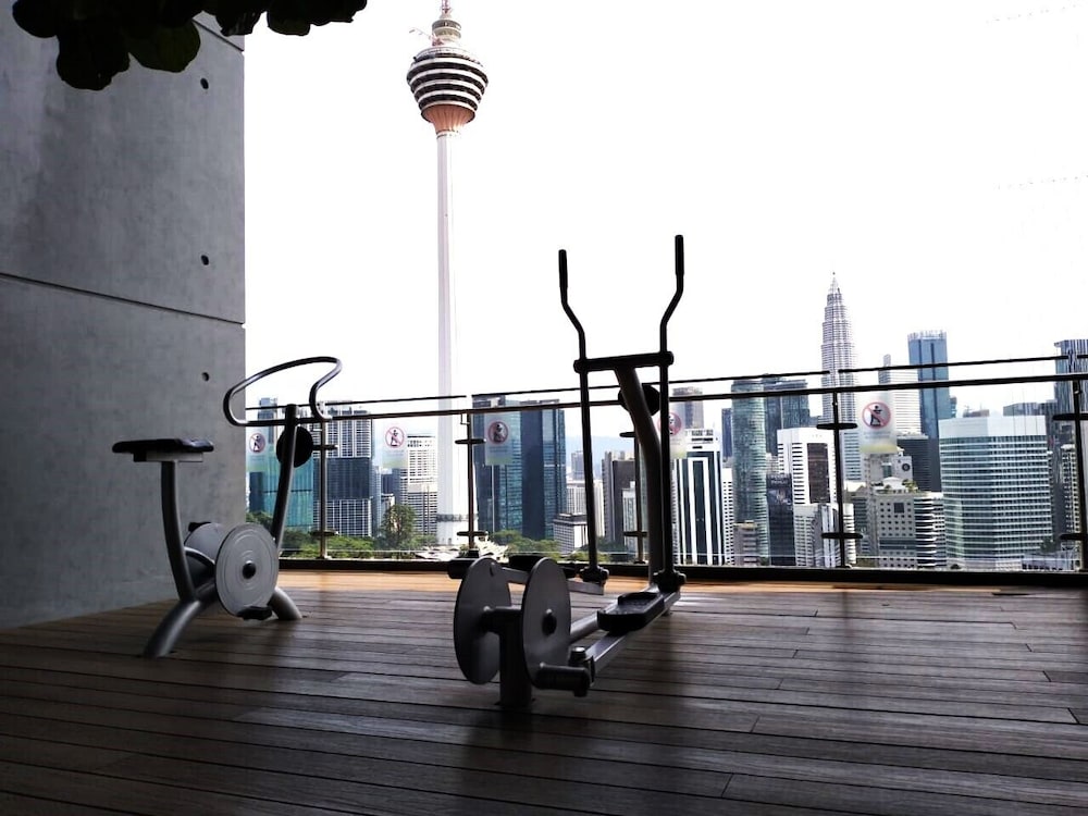KLCC CityTowerViewSty5Pax CeylonzSuite
