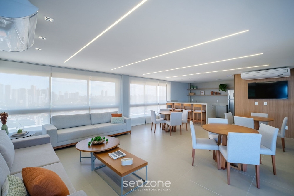 Apartments in a Building With a Pool 800m From the Beach in Salvador - EDF