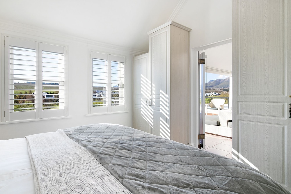 Winelands Golf Lodges at De Zalze