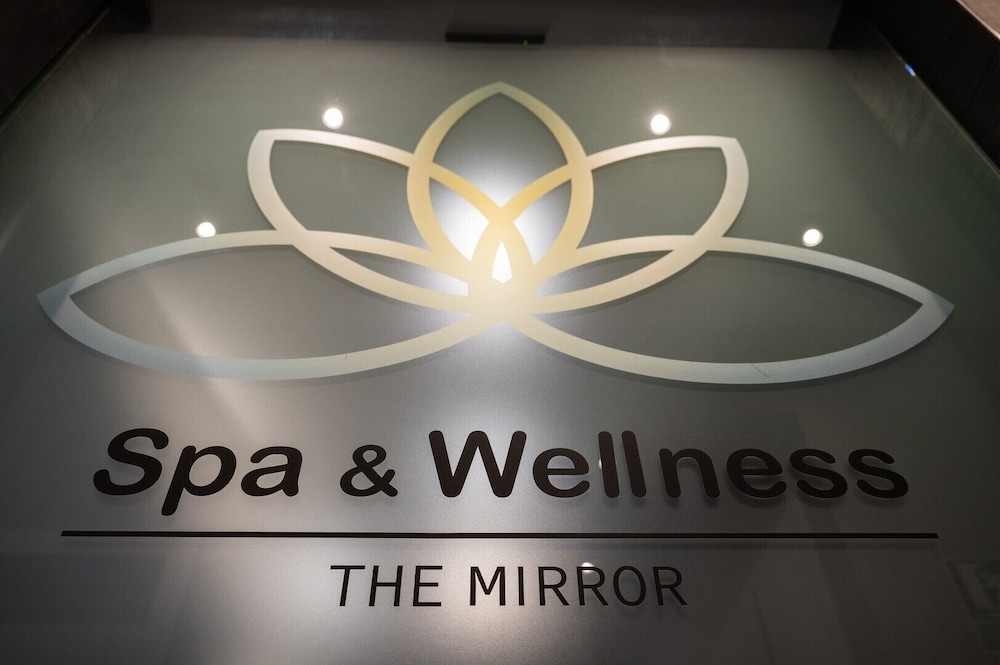 THE MIRROR & SPA by Elegant Residences