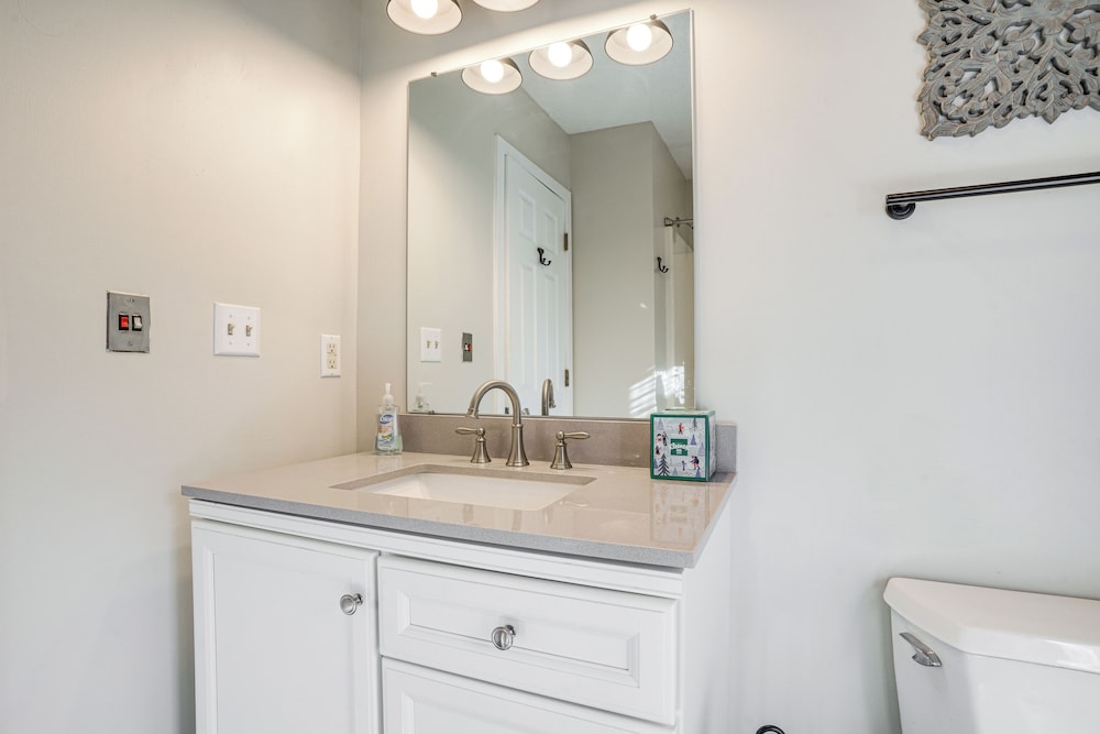Modern Townhome at Wintergreen Resort