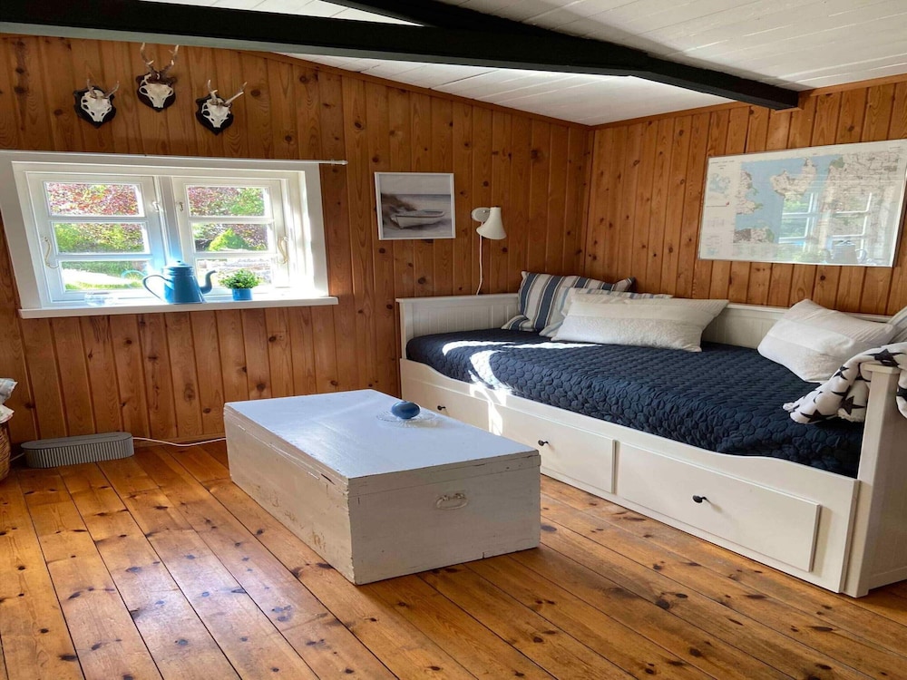 5 Star Holiday Home in Oro