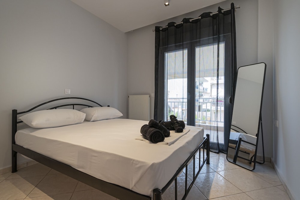 V & G Apartment by Rentals Pro - Nea Moudania